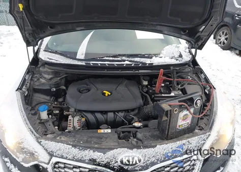 2015 Kia Forte Lx z USA, uszkodzony, nr VIN KNAFX4A63F5391377